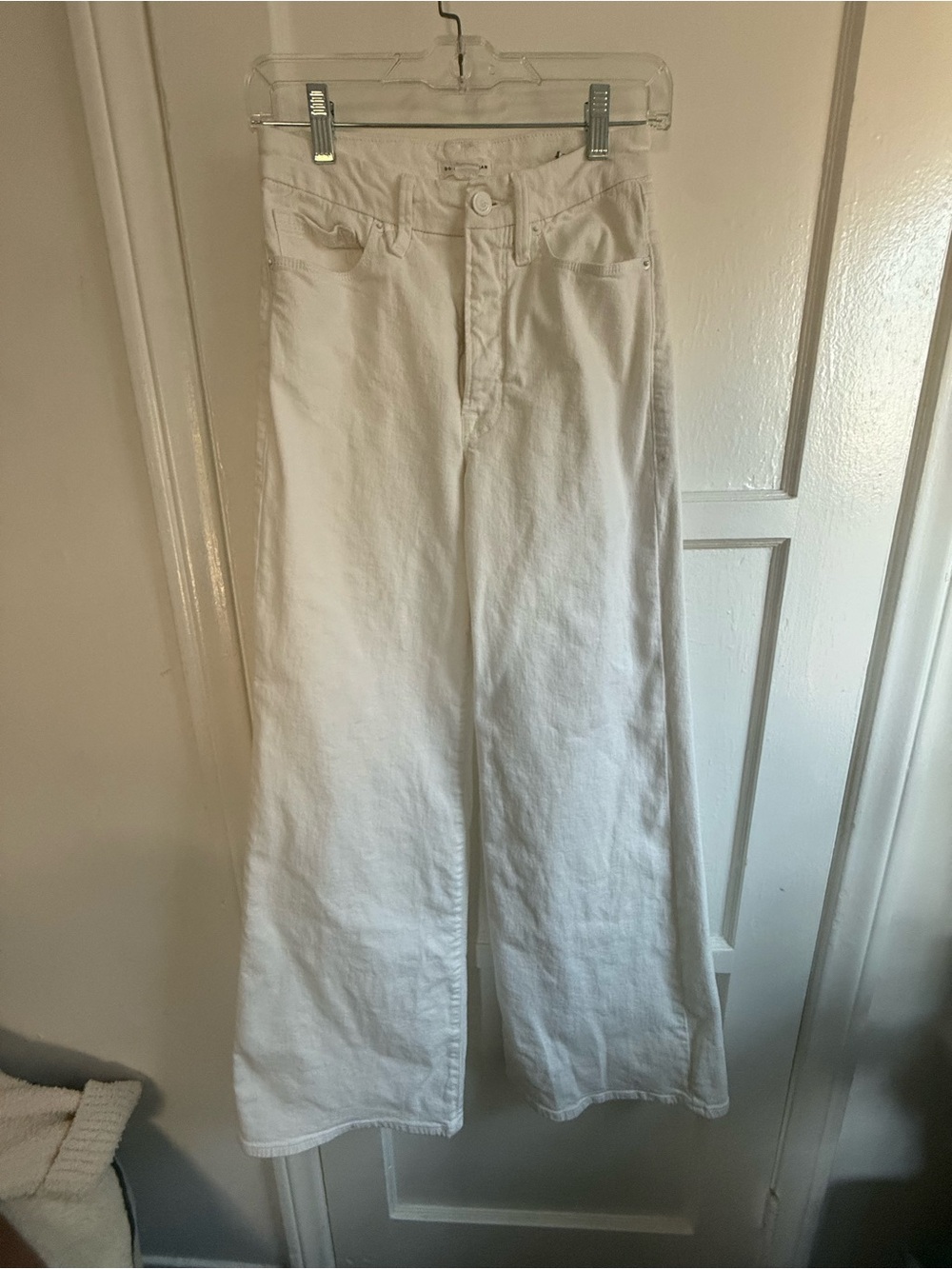 Good American White Wide-Leg High-Rise Jeans - Picture 2 of 3